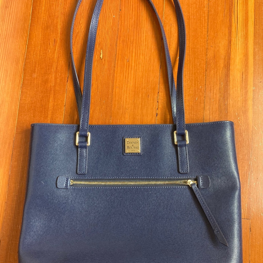 Dooney and Bourke purse